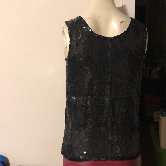 SWEE LO Silk Sequins Top no sleeves SP - Picture 2 of 3